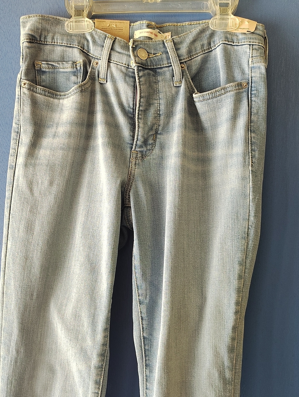 Levi's 311 Shaping Slim Light Blue Jeans